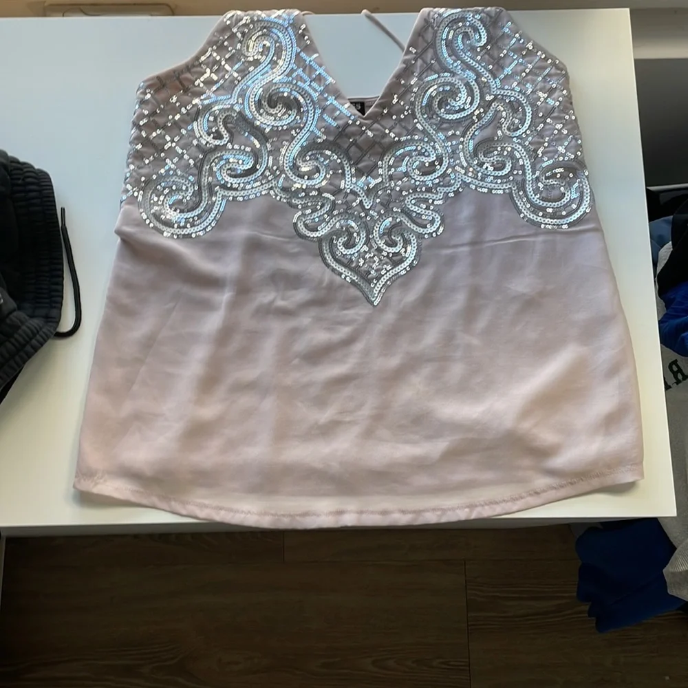 Flowy Express Tank - Picture 2 of 3